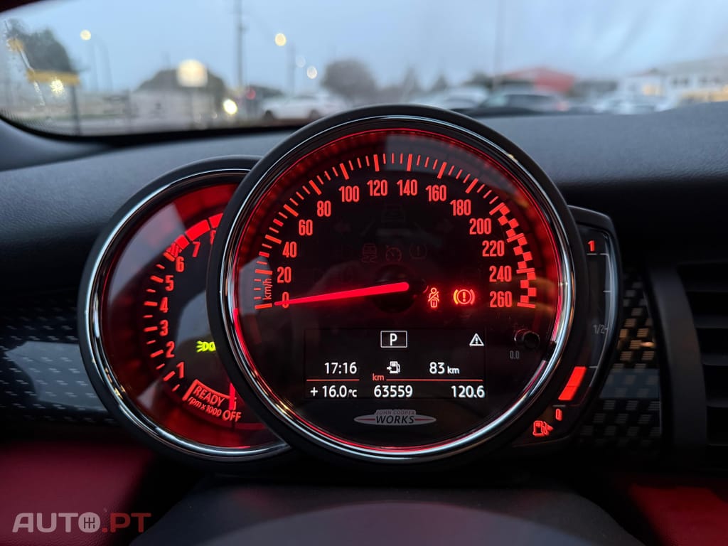 MINI Cooper John Cooper Works Plus Auto Desportiva