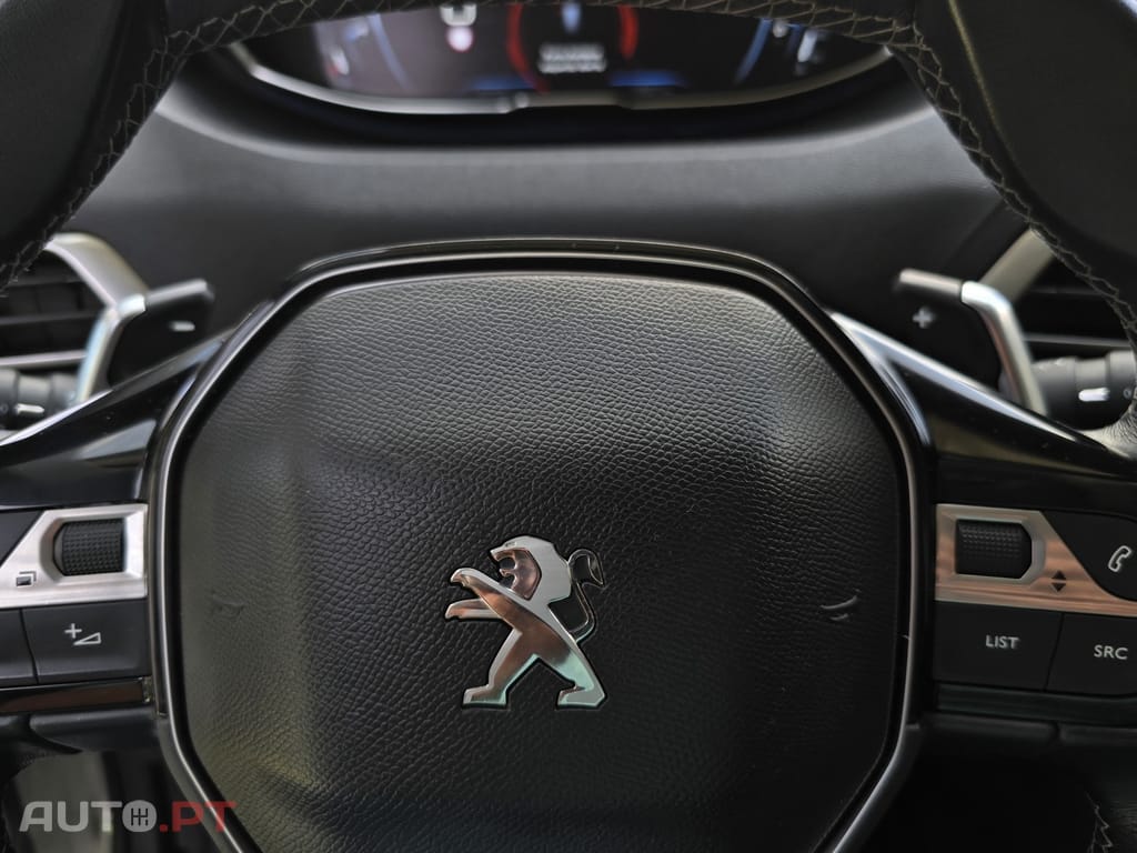 Peugeot 3008 1.2 PureTech Allure EAT8