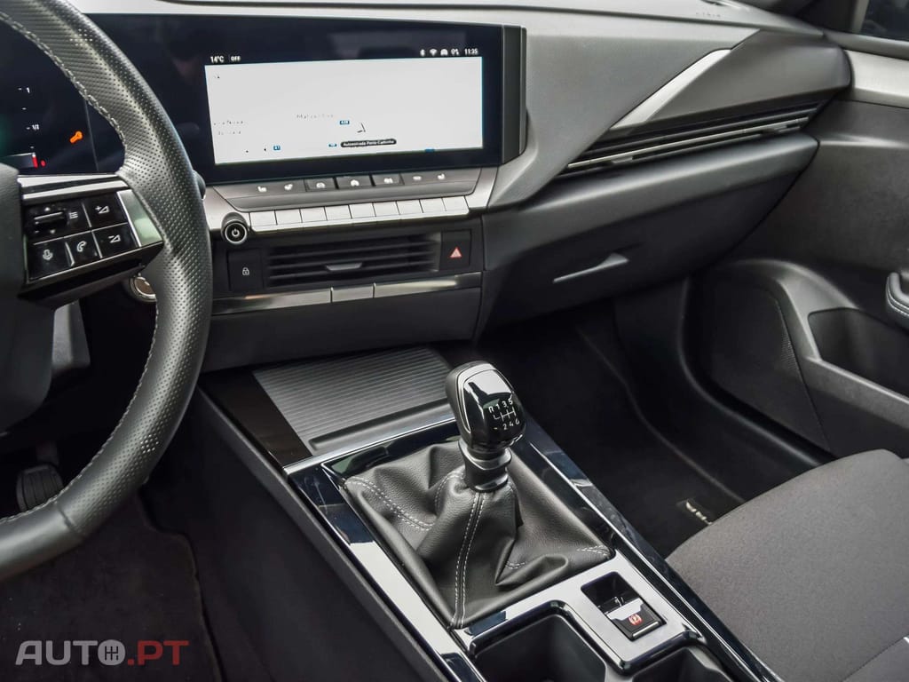 Opel Astra Sports Tourer 1.2 T GS