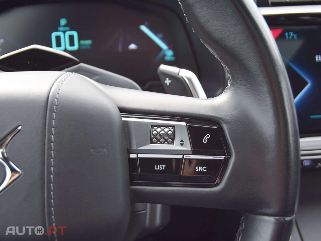 DS DS7 Crossback E-Tense Opera EAT8 300cv