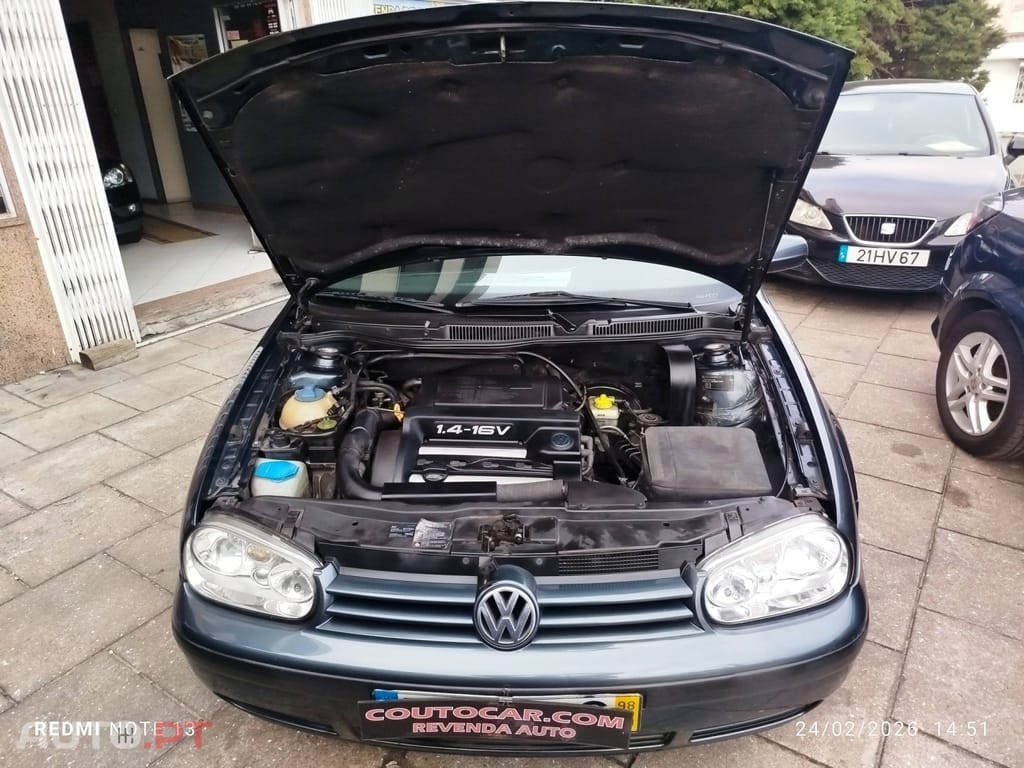 Volkswagen Golf 1.4i Confortline
