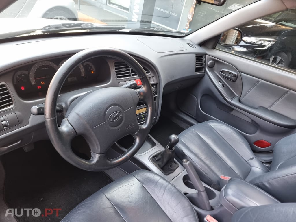 Hyundai Elantra 1.6 GLS