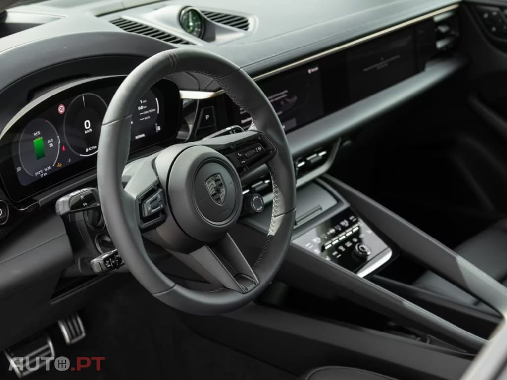Porsche Macan Turbo BOSE I.V.A DEDUTÍVEL