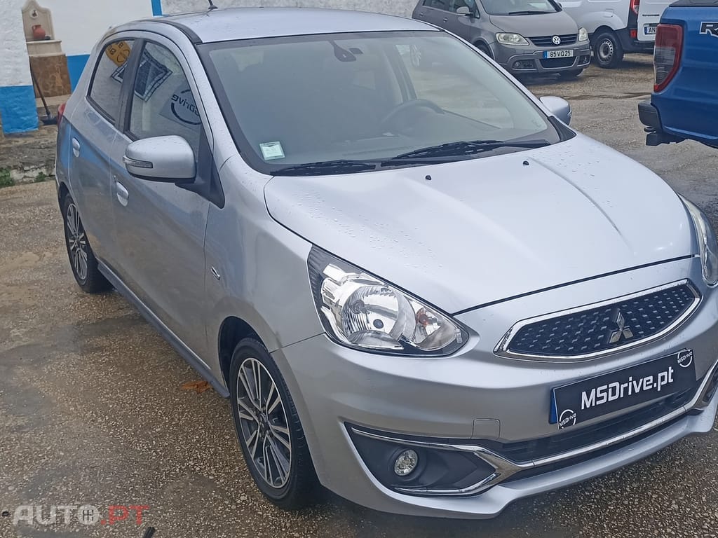 Mitsubishi Space Star 1.2 Intense Connect Edition