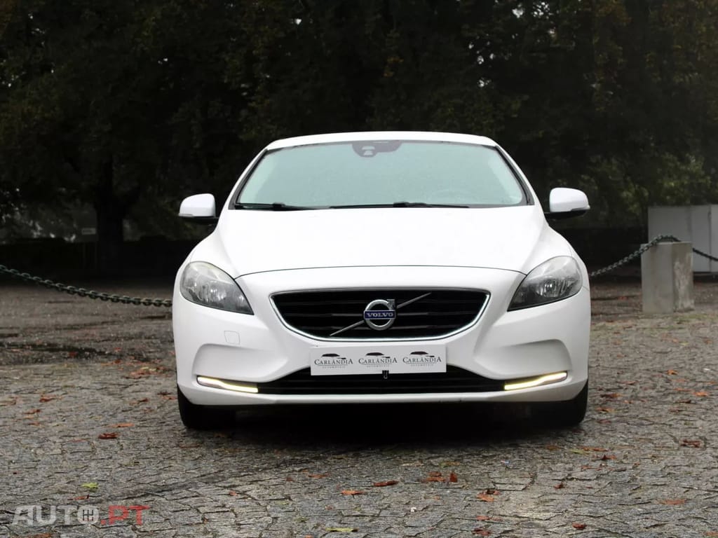 Volvo V40 1.6 D2 Momentum Eco