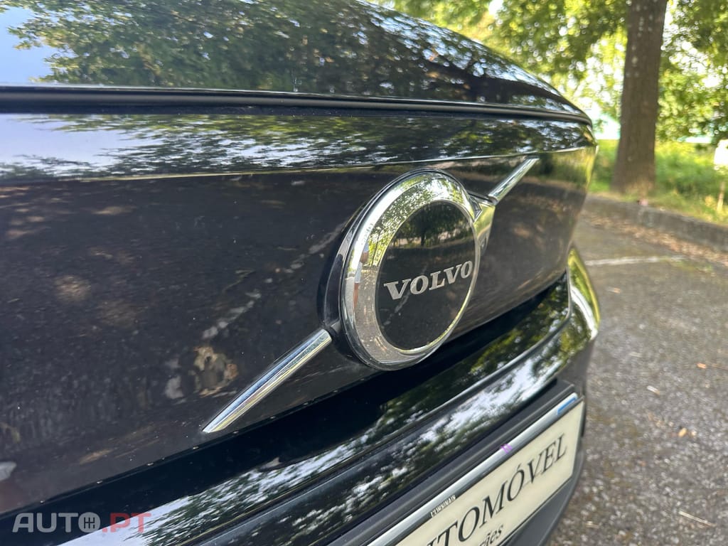 Volvo XC40 Recharge Plus
