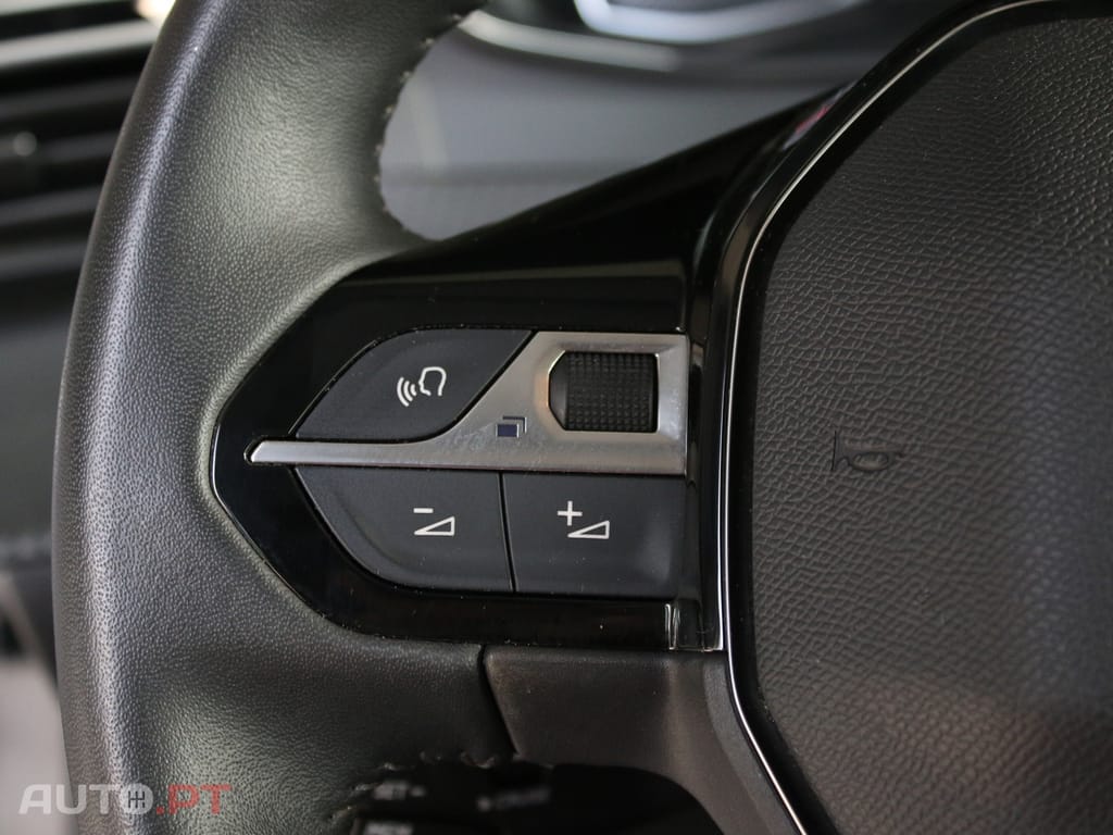 Peugeot 208 1.2 Allure