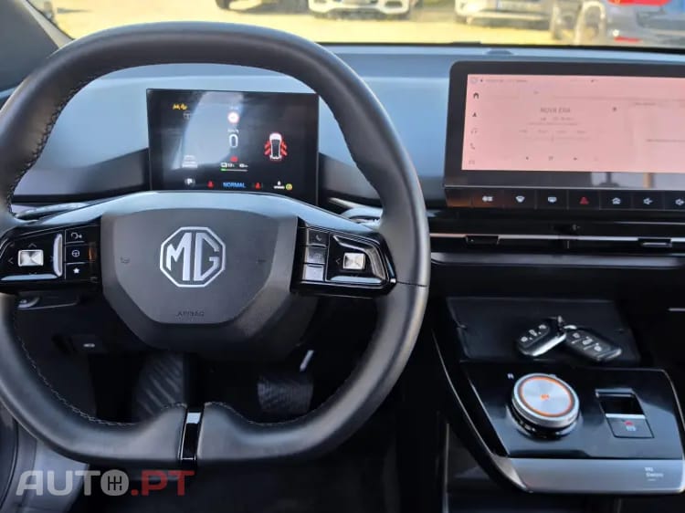 MG MG4 64 kWh Luxury