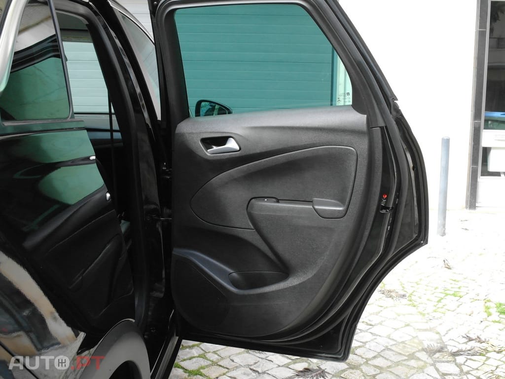 Opel Crossland 1.2 T Edition