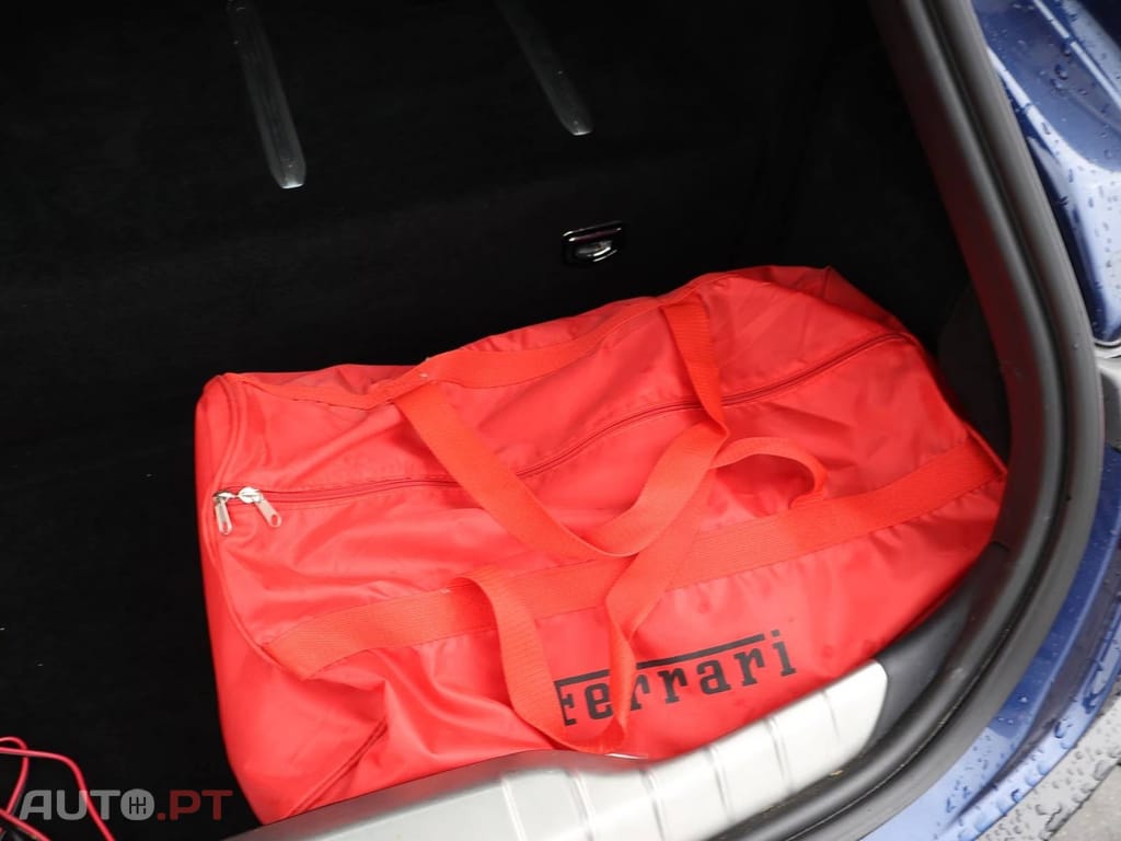 Ferrari GTC4 Lusso V12 4WD Lift