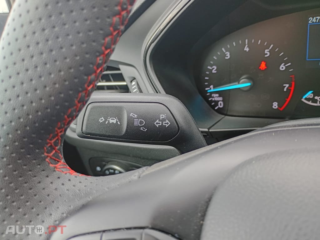 Ford Focus SW 1.0 EcoBoost MHEV ST-Line