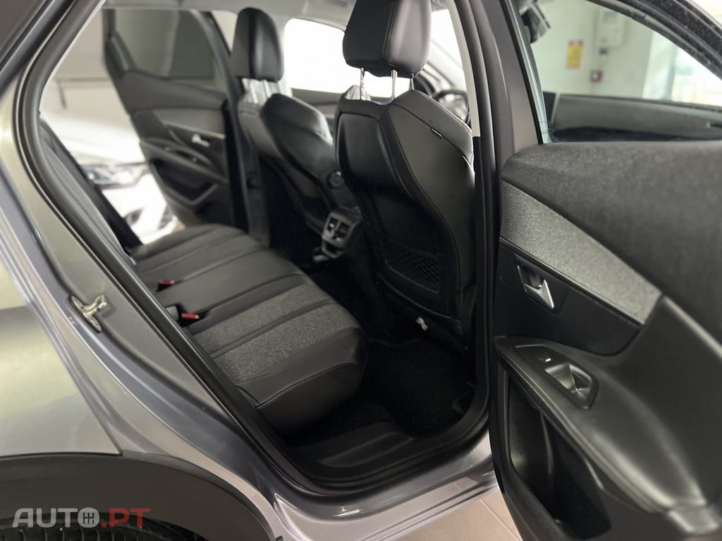 Peugeot 3008 1.6 BlueHDi Allure