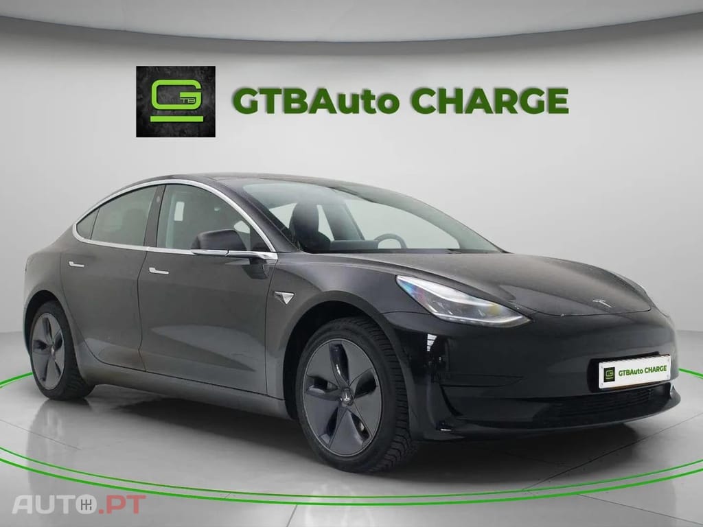 Tesla Model 3 Standard RWD Plus AUTOPILOT
