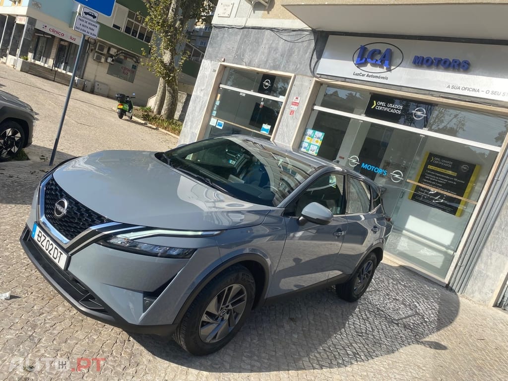 Nissan Qashqai 1.3 DIG-T Premiere Edition