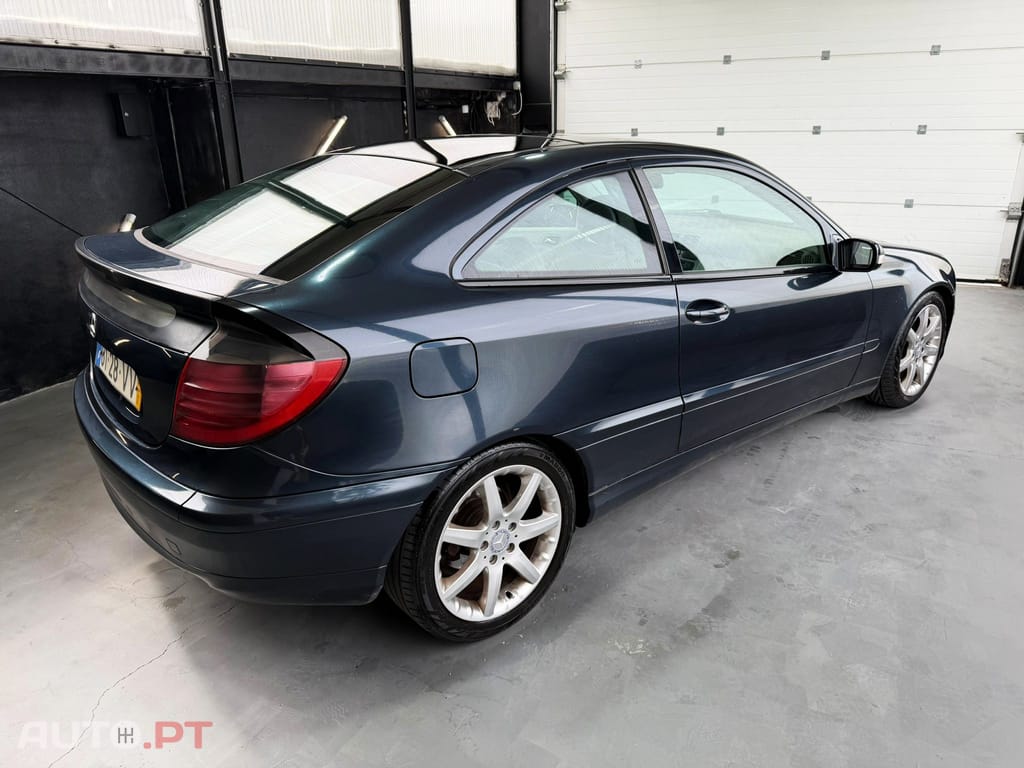 Mercedes-Benz C 220 Coupé
