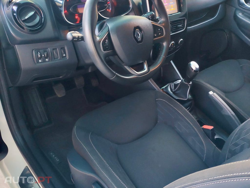 Renault Clio Sport Tourer 1.5 dCi Limited
