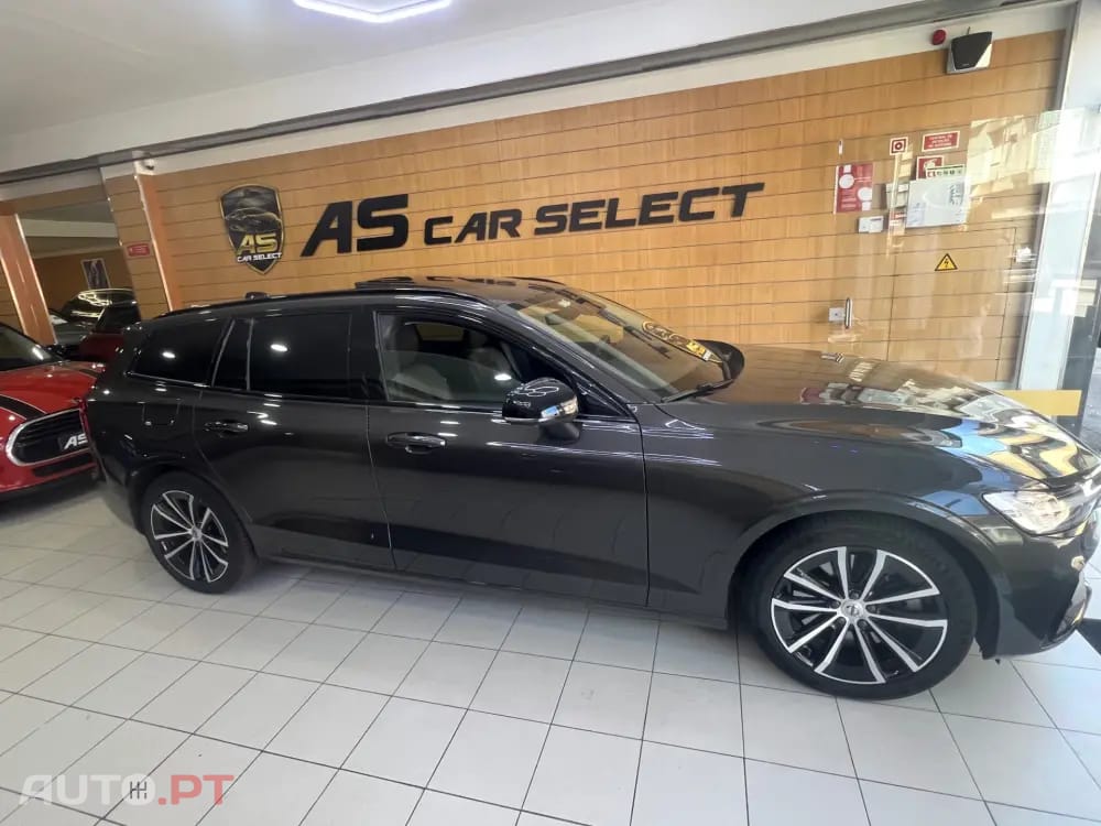 Volvo V60 2.0 T8 AWD TE Plus Dark
