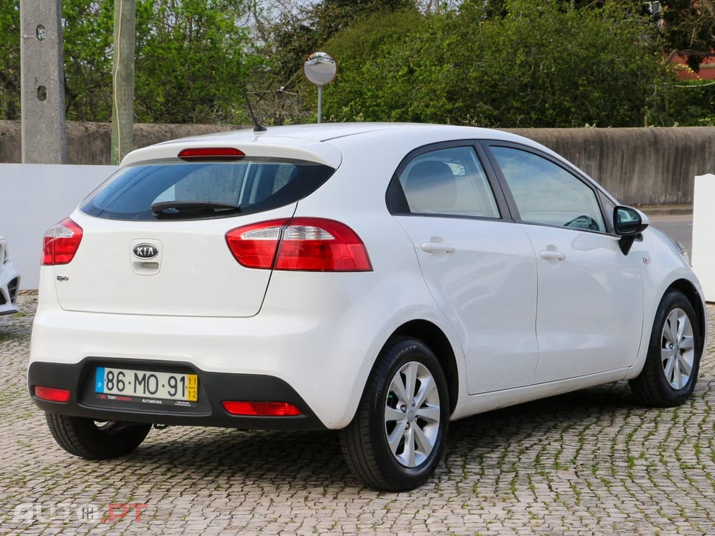 Kia Rio 1.2 CVVT LX