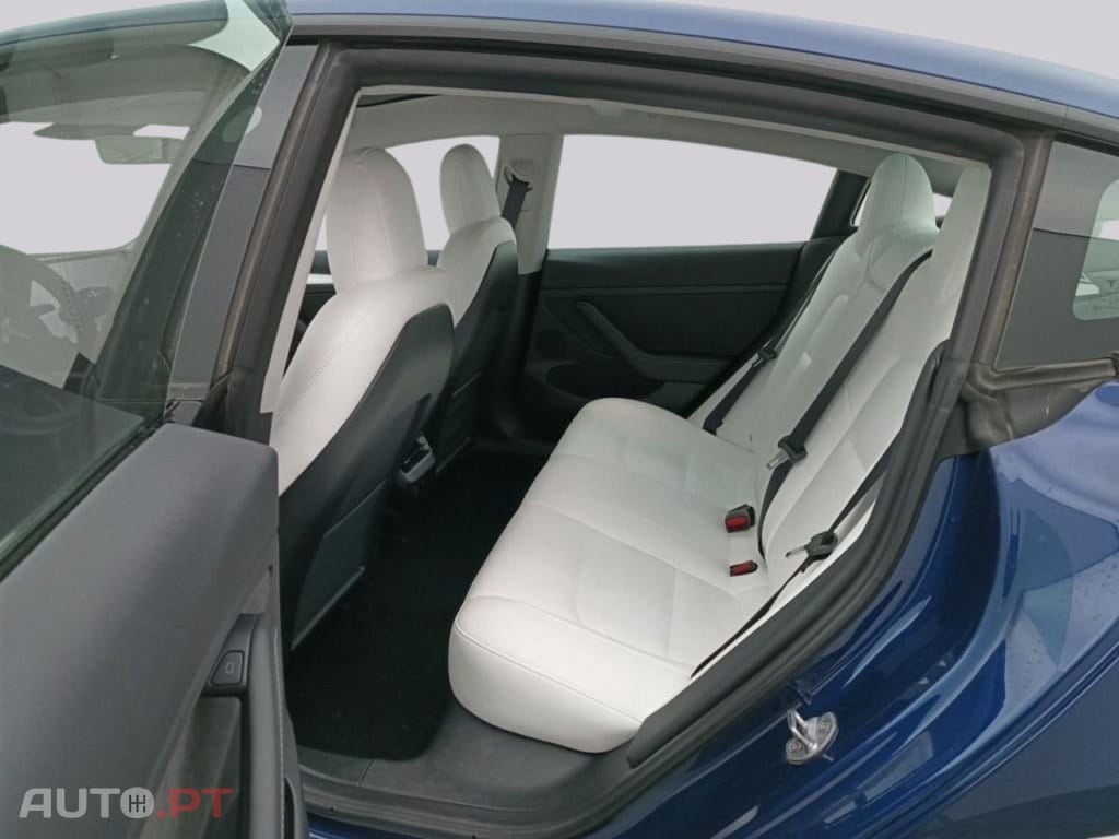 Tesla Model 3 Performance Dual Motor I.V.A DEDUTIVELEL 