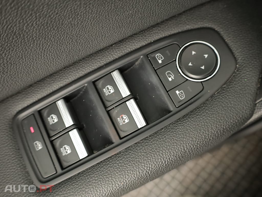 Renault Captur Captur 1.0 TCe Techno Bi-Fuel