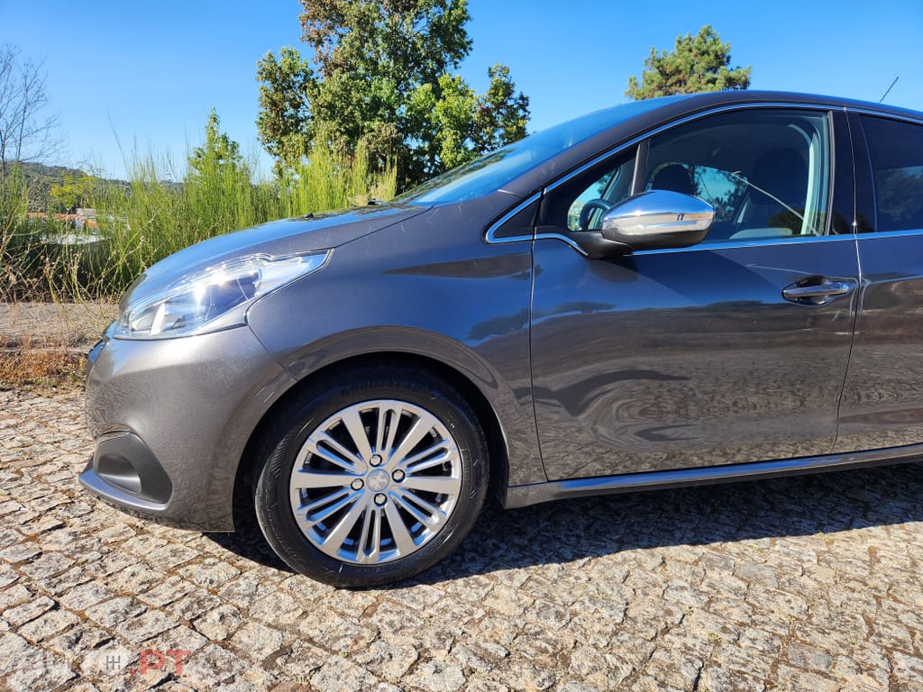 Peugeot 208 1.5 BlueHDi Allure