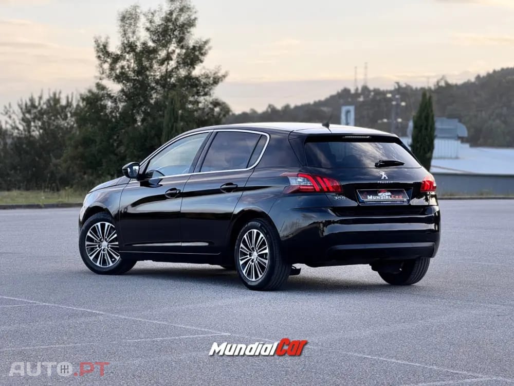 Peugeot 308 1.2 PureTech Allure EAT8