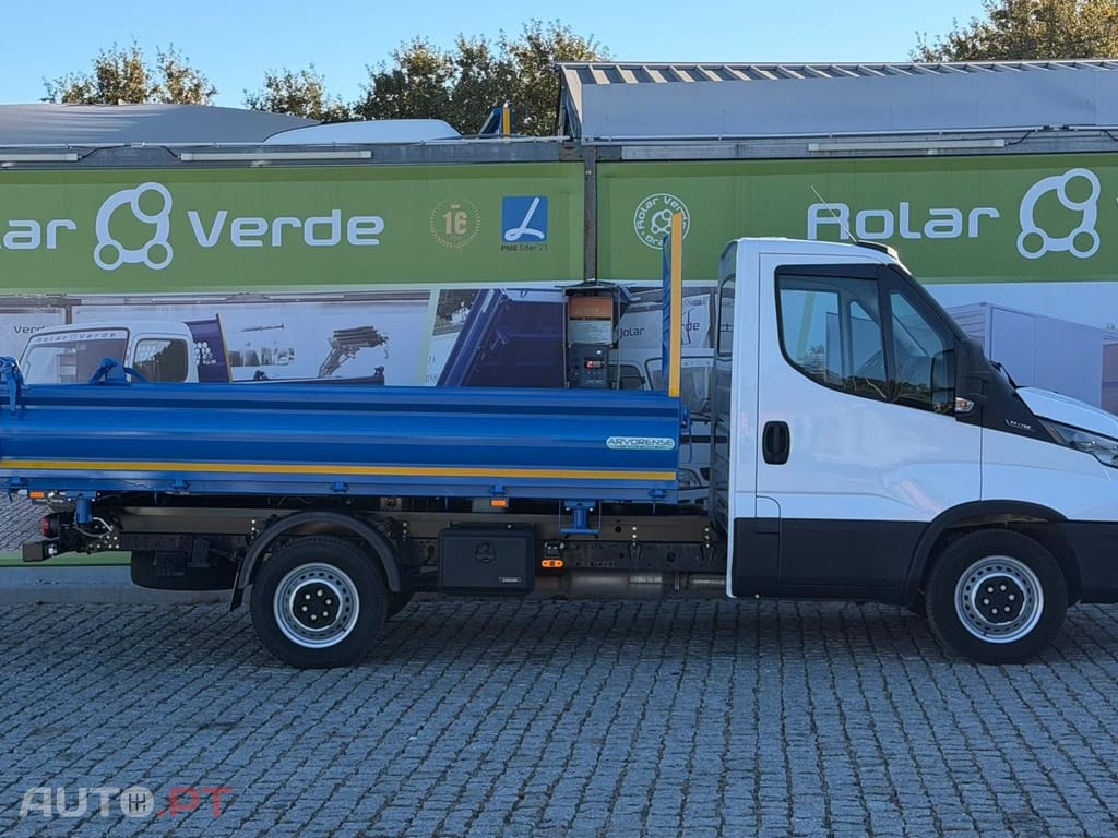 Iveco Daily BASCULA
