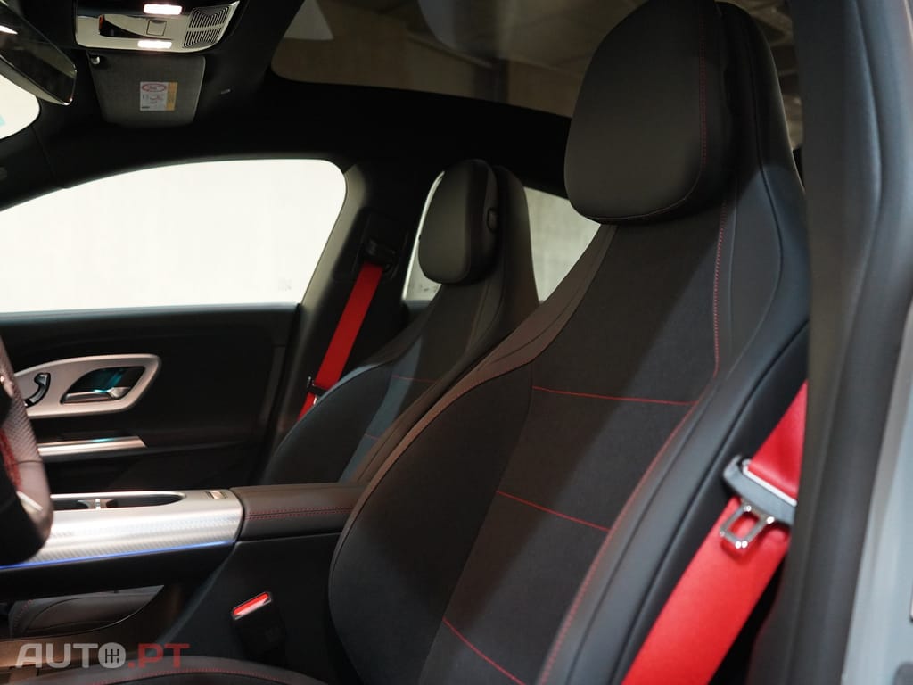 Mercedes-Benz CLA 250 com tecnologia EQ