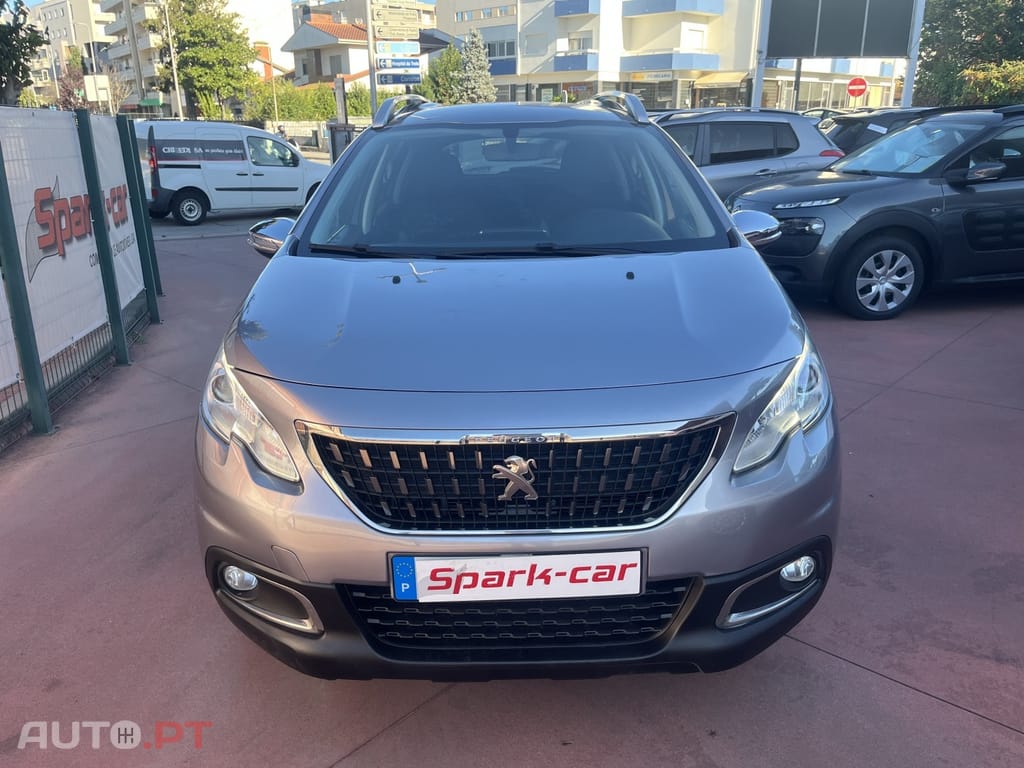 Peugeot 2008 1.2 PureTech Style