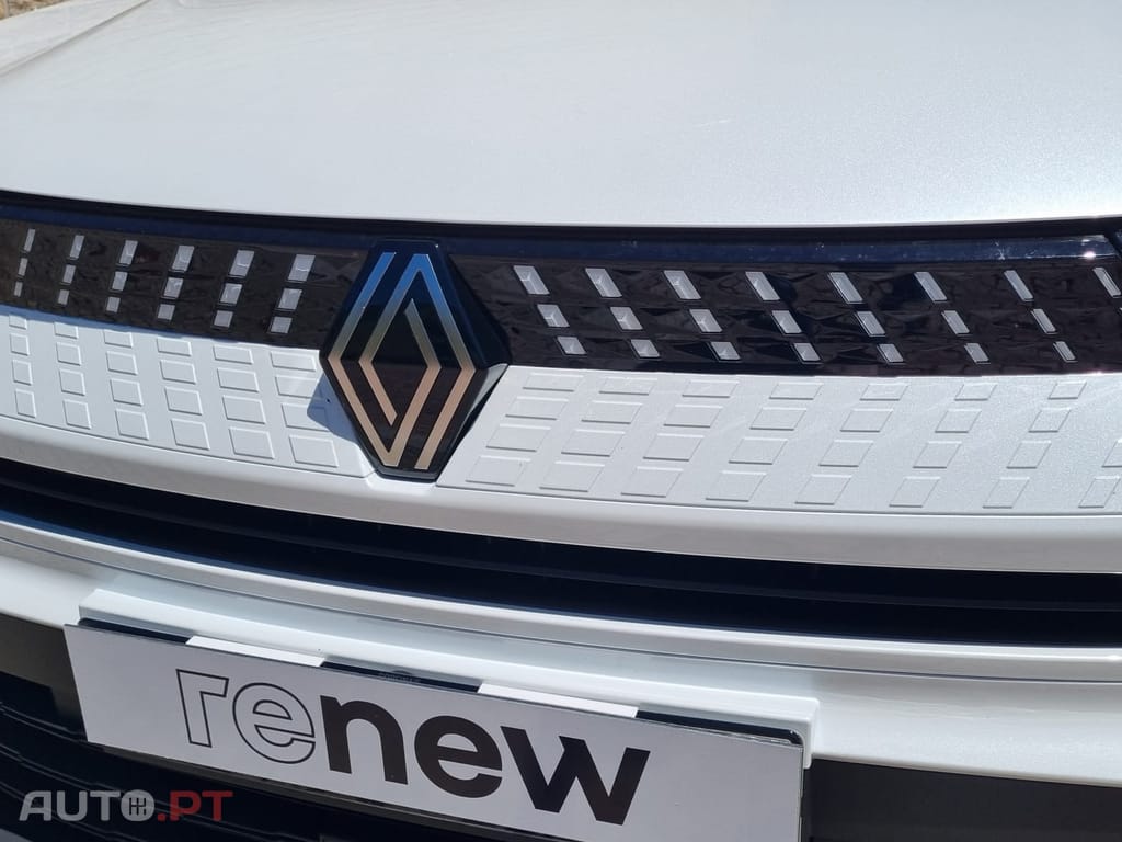 Renault Captur 1.0 TCe Techno Bi-Fuel
