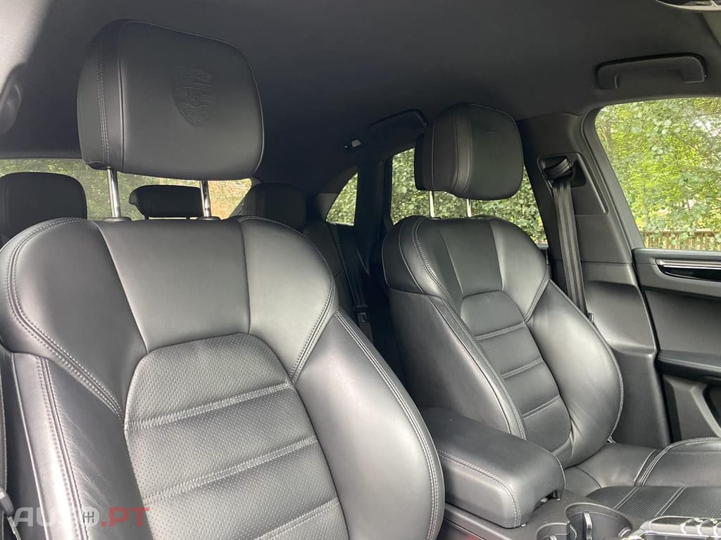 Porsche Macan S