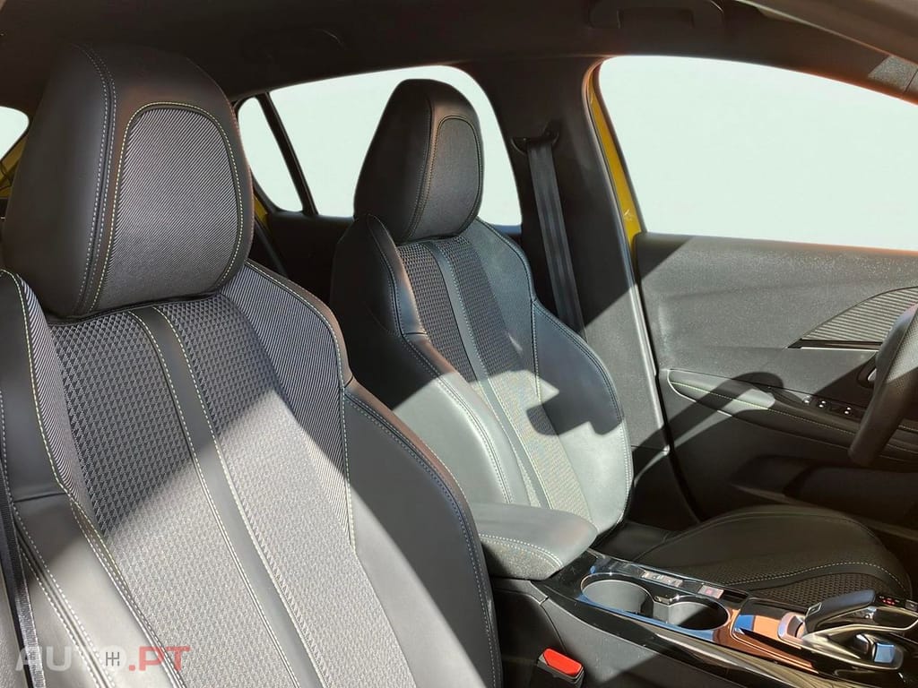 Peugeot 208 1.2 PureTech GT Line