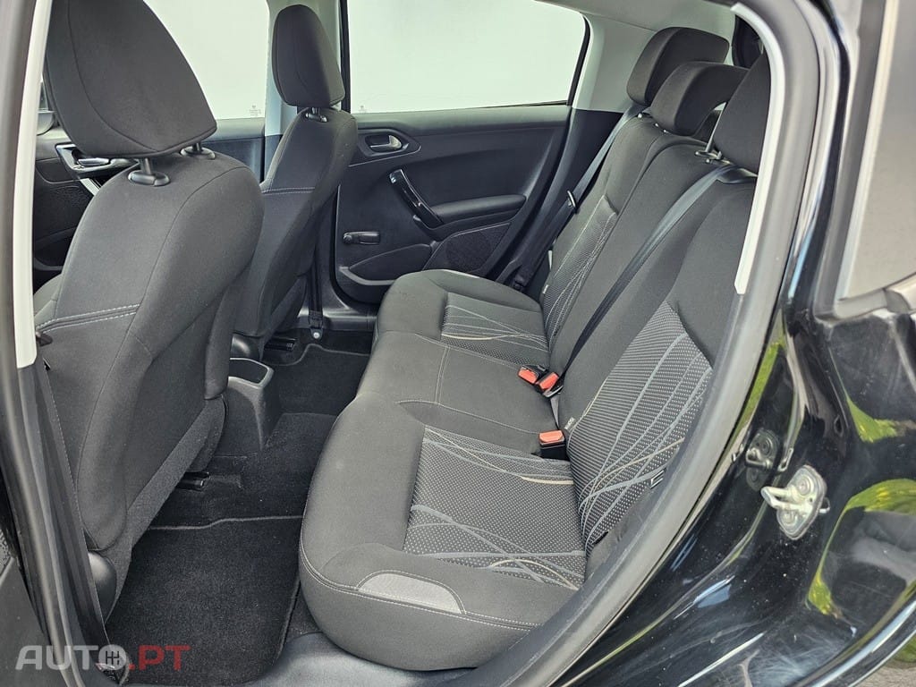Peugeot 208 1.2 PureTech Active