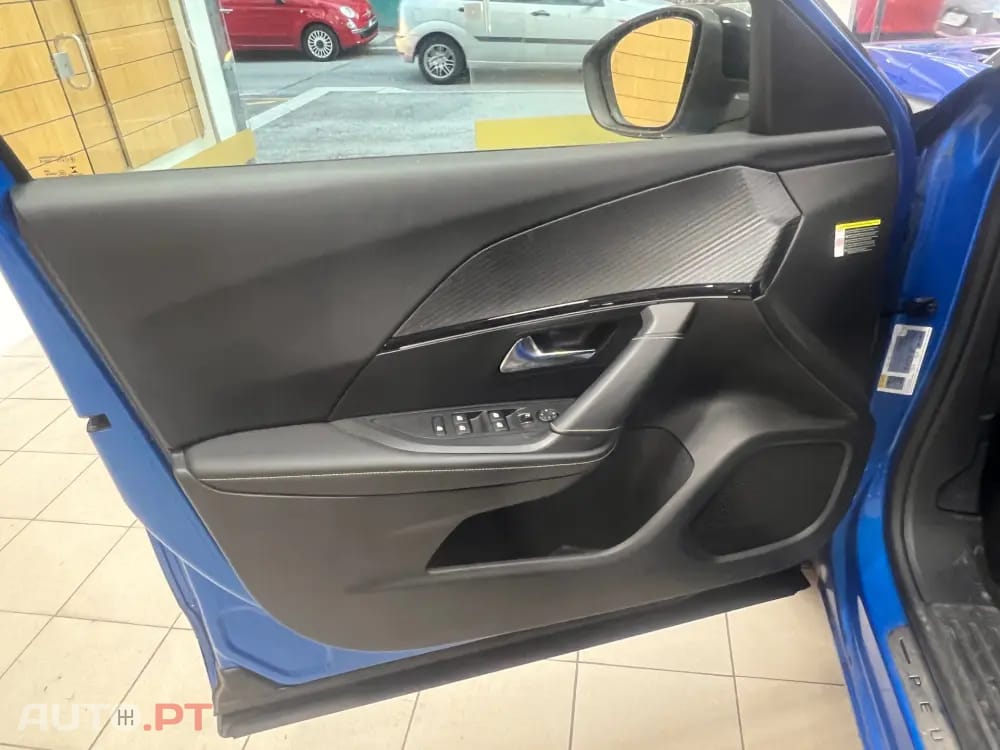 Peugeot E-2008 50 kWh GT Line