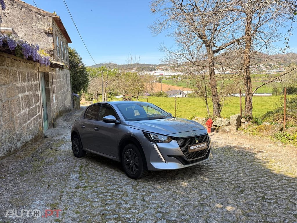Peugeot E-208 50 kWh Allure