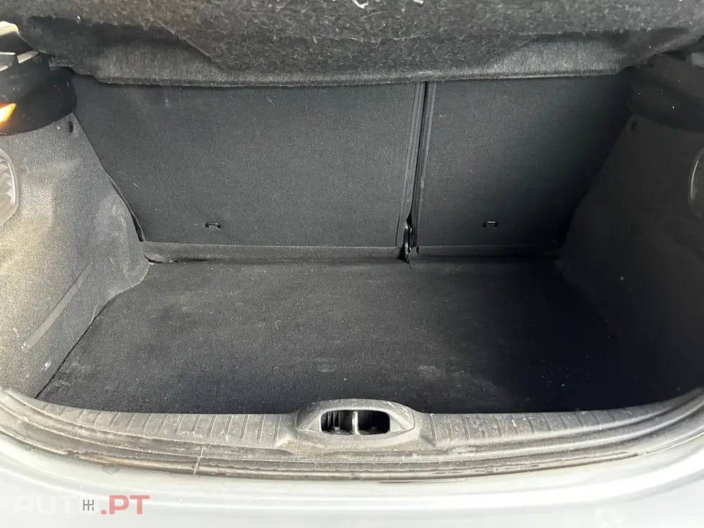 Peugeot 208 1.2 VTi Access