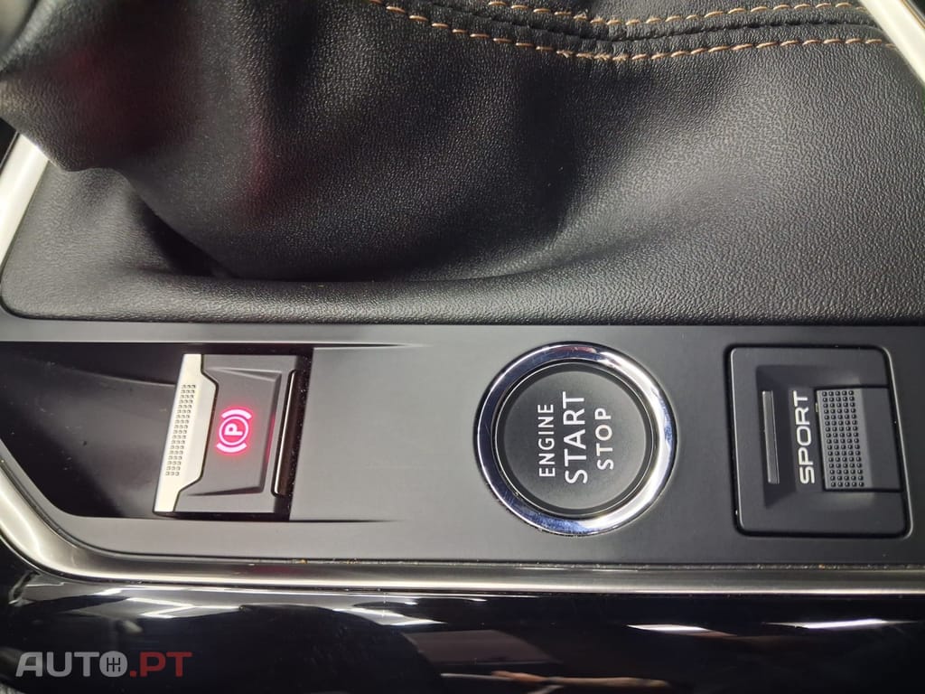 Peugeot 3008 1.2 PureTech GT Line — fotografia 16