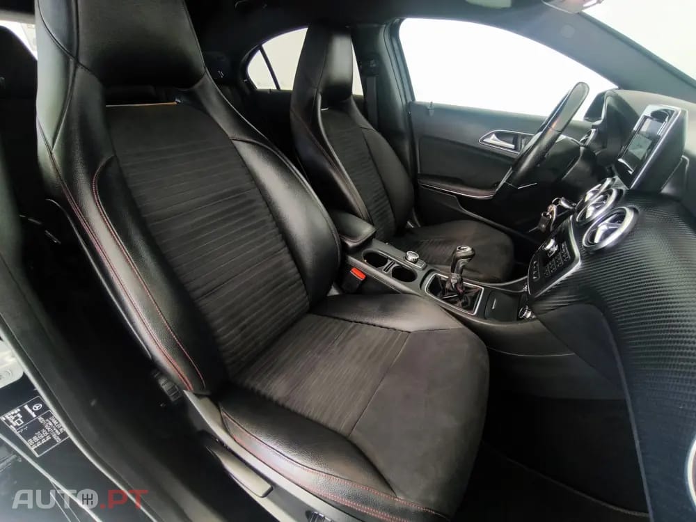 Mercedes-Benz A 180 (BlueEFFICIENCY) AMG Sport