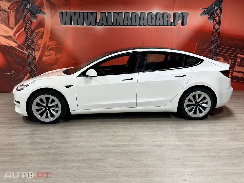 Tesla Model 3 Tração Traseira Premium