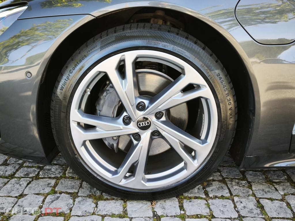 Audi E-Tron GT quattro