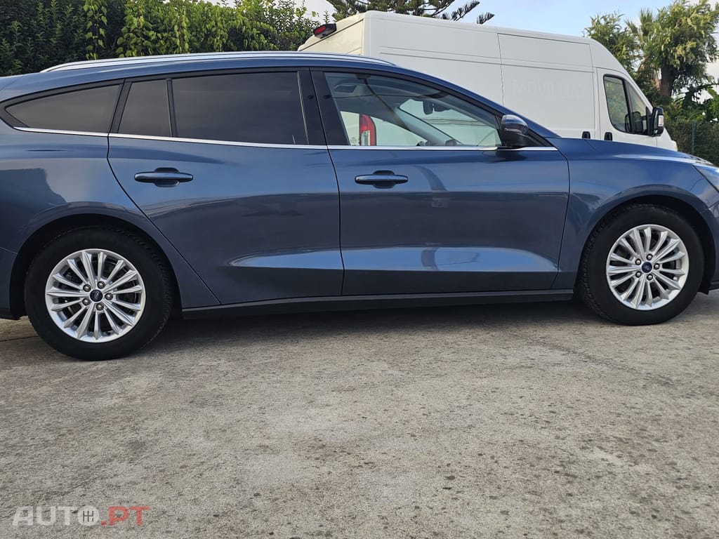Ford Focus SW Titanium 1.0 ecoboost hybrid