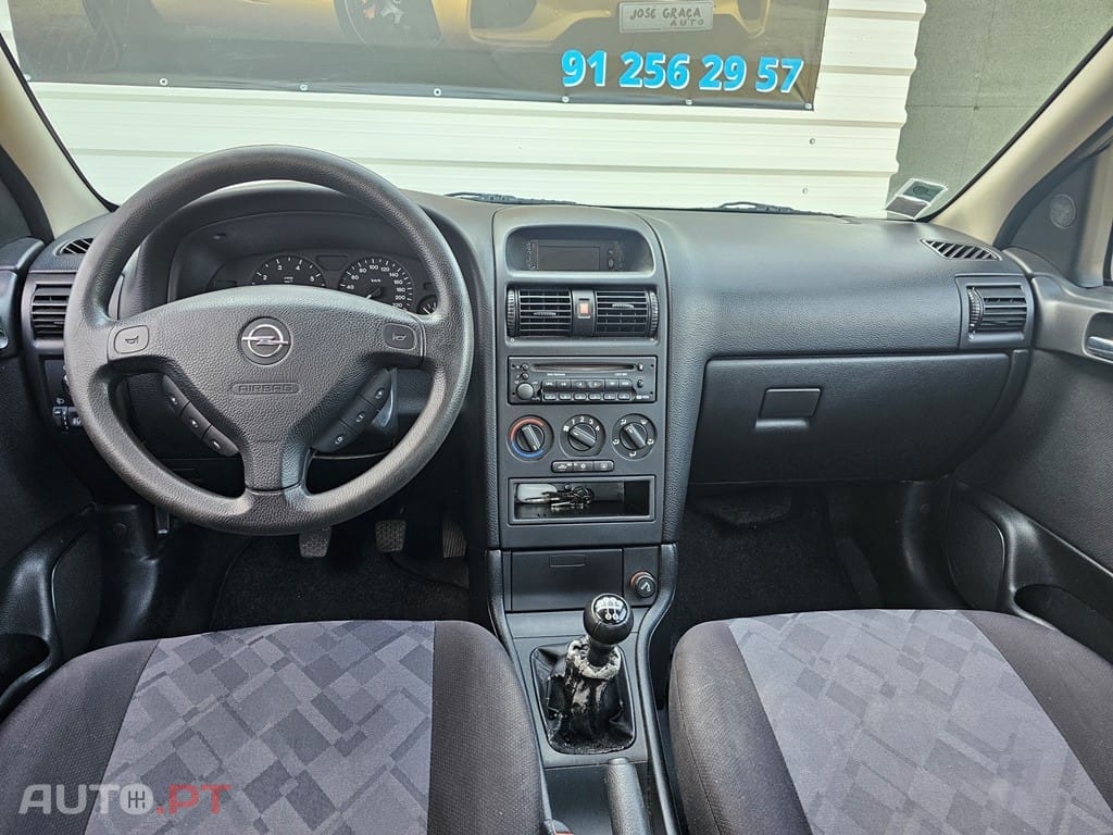 Opel Astra 1.2 Club