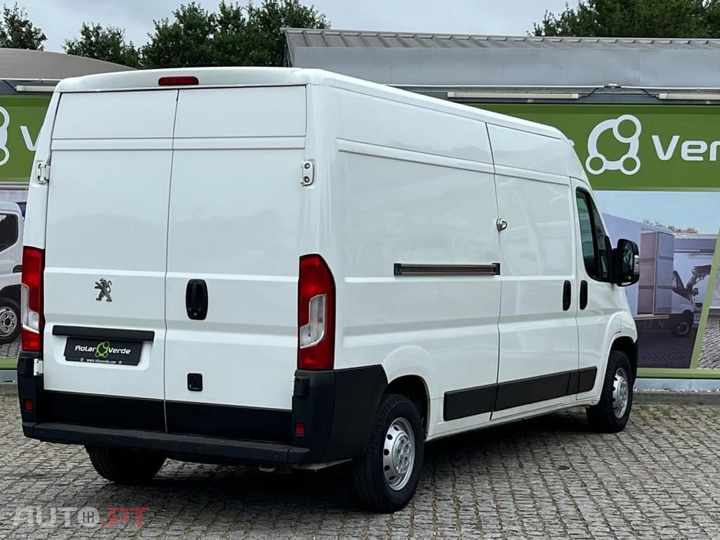 Peugeot Boxer 2.2 BlueHDi 333 L3H2 Pro