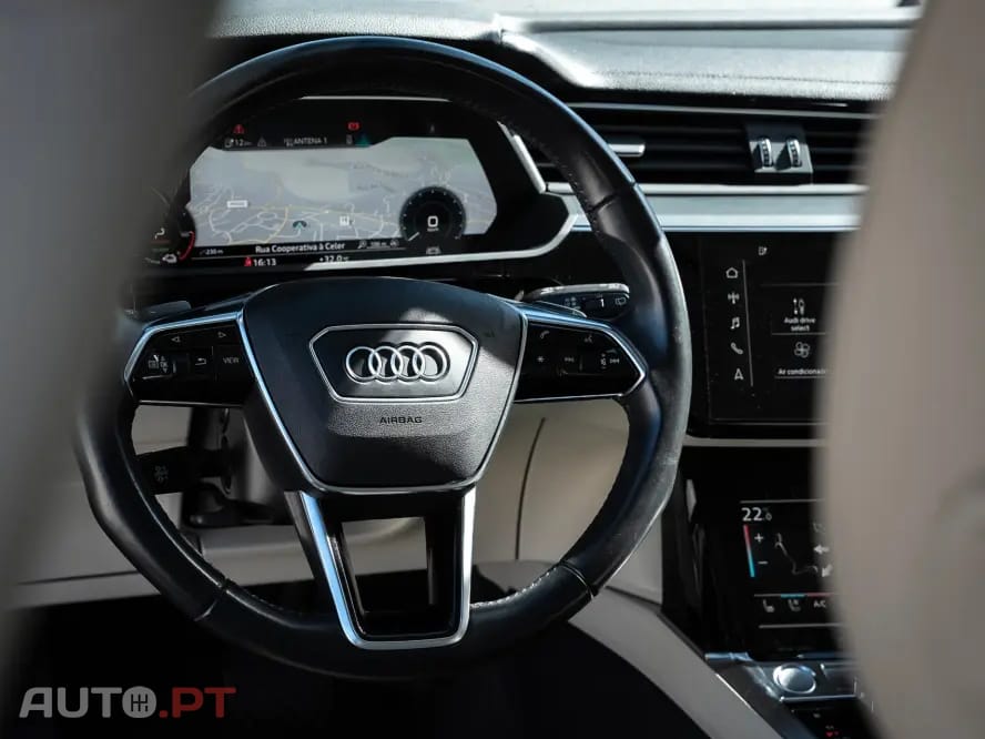 Audi E-Tron 50 quattro advanced