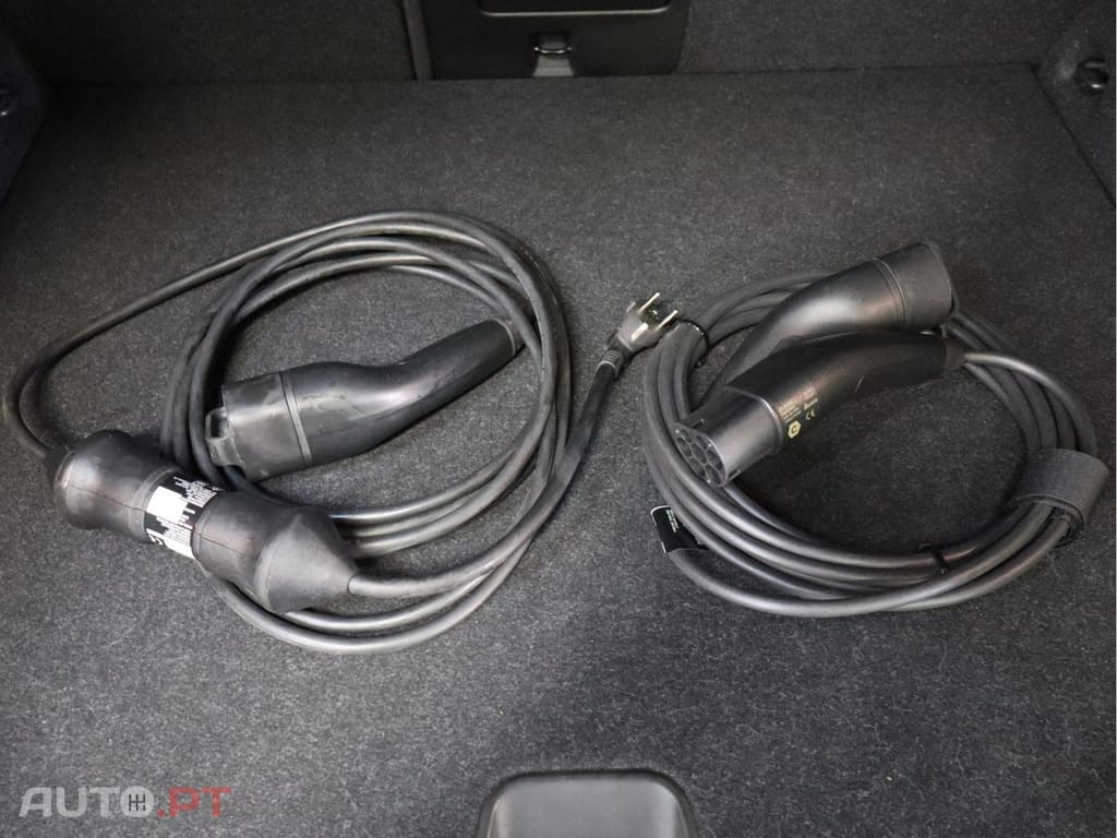 Volvo XC40 1.5 T4 PHEV Core
