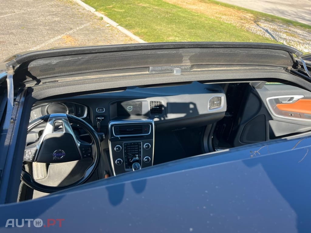 Volvo V60 D6 Twin Engine Geartronic RDesign