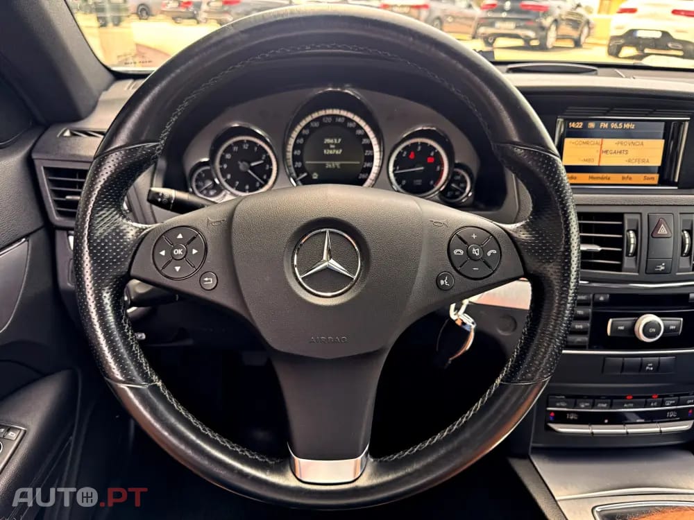 Mercedes-Benz E 220 CDi Avantgarde BlueEfficiency
