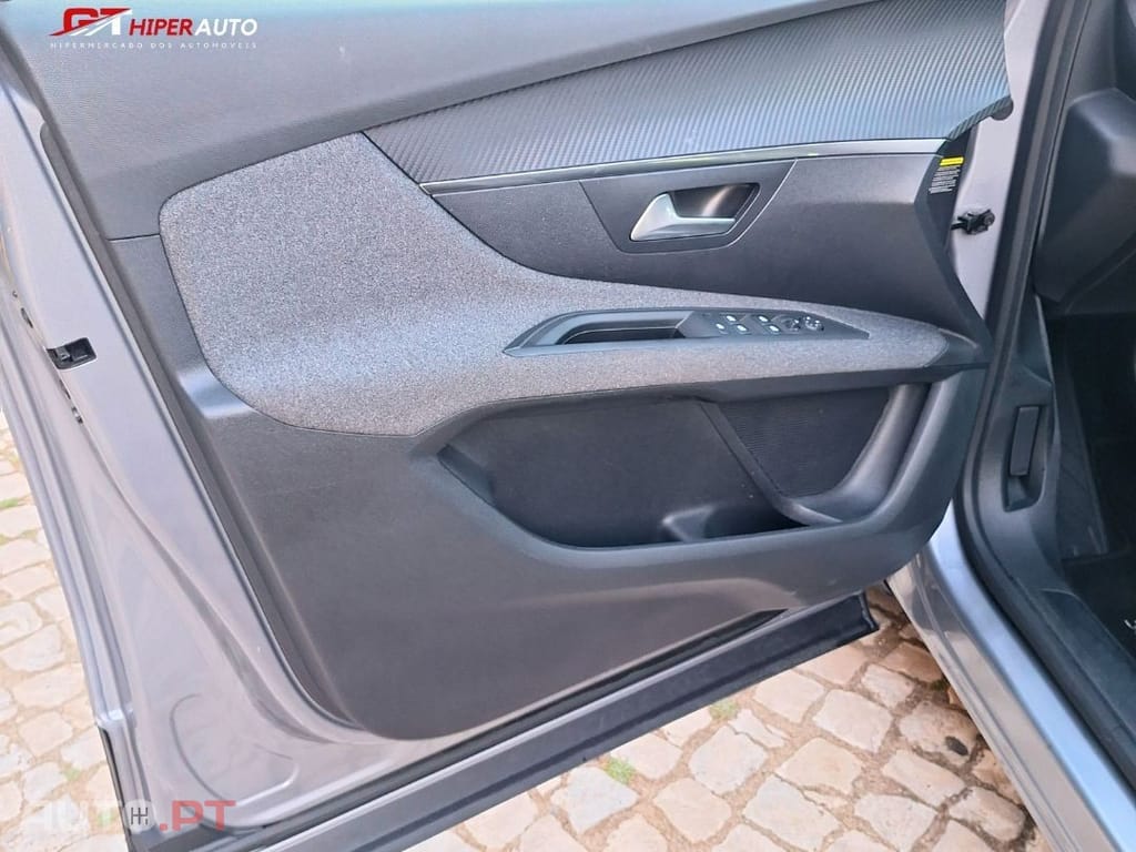 Peugeot 3008 1.5 BlueHDi Allure