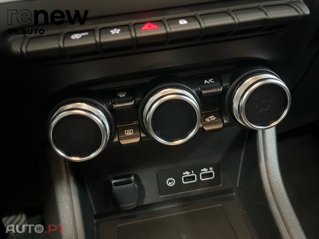 Renault Captur TECHNO