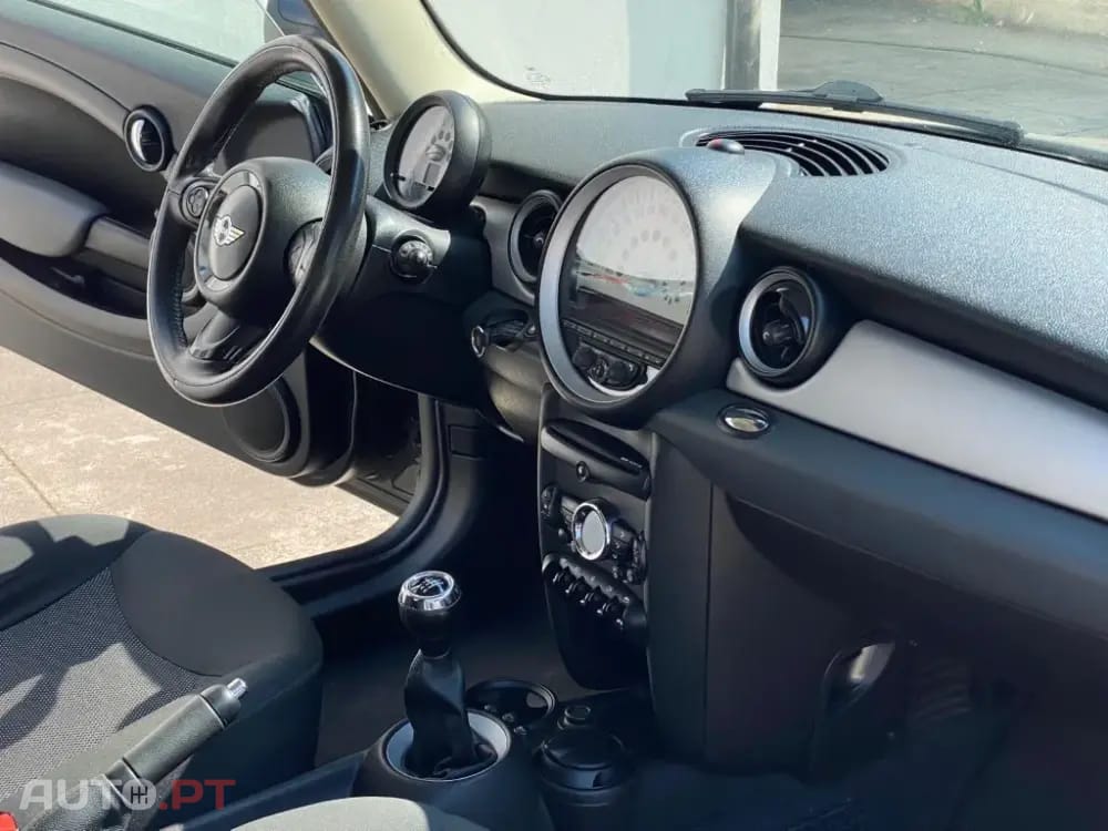 MINI Clubman Cooper D